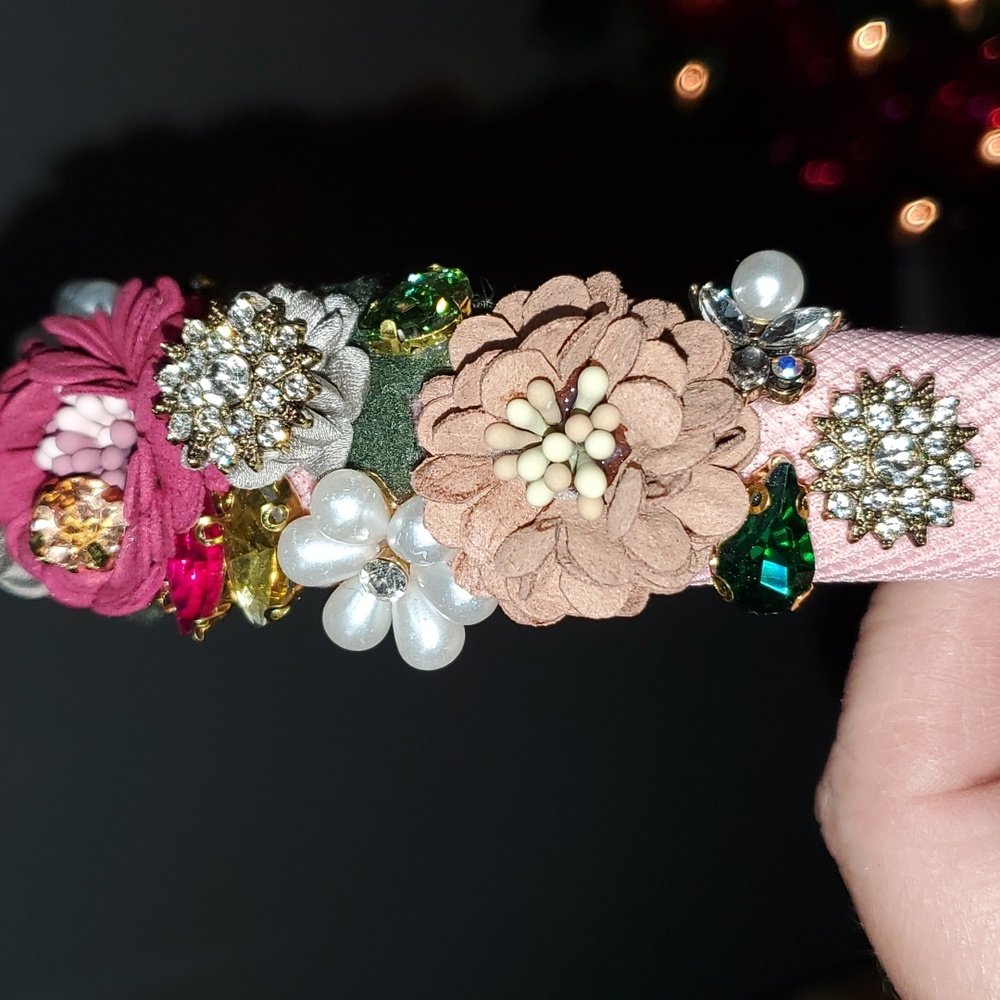New handmade boutique luxury rhinestone floral fancy mid-wide flexible headband - Picture 5 of 8